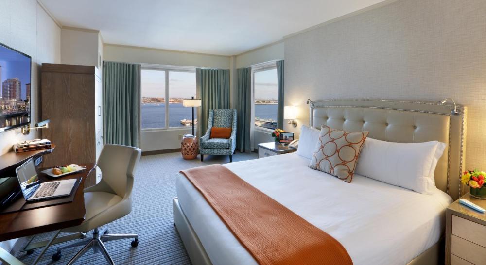 King Room with Harbor View interior
